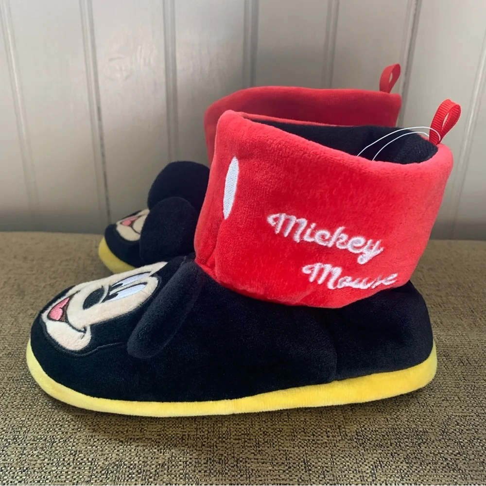 Disney Mickey Mouse Slippers Fabric Upper Size 11-12 Like New.